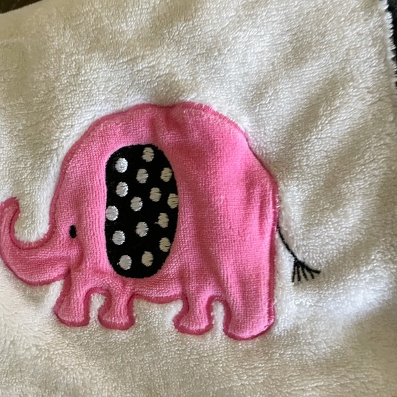2/$15 Baby Girl Blanket Bundle (3) - Picture 2 of 13